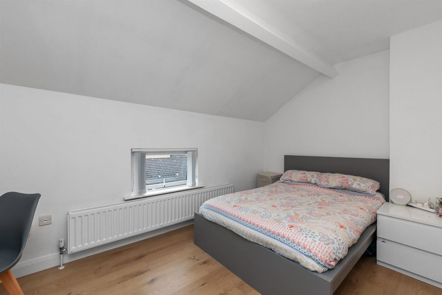 10 Beechmount Street