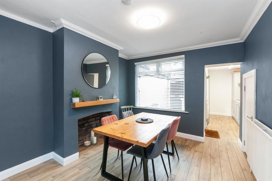 10 Beechmount Street