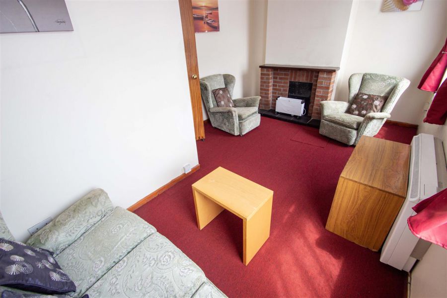 2 Self Contained Apts and Double Bedroom, 267&267a Falls Road