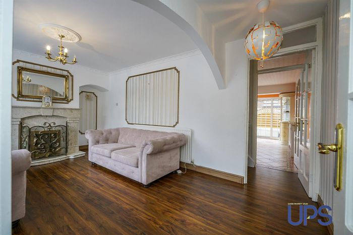 22 Kilmore Close
