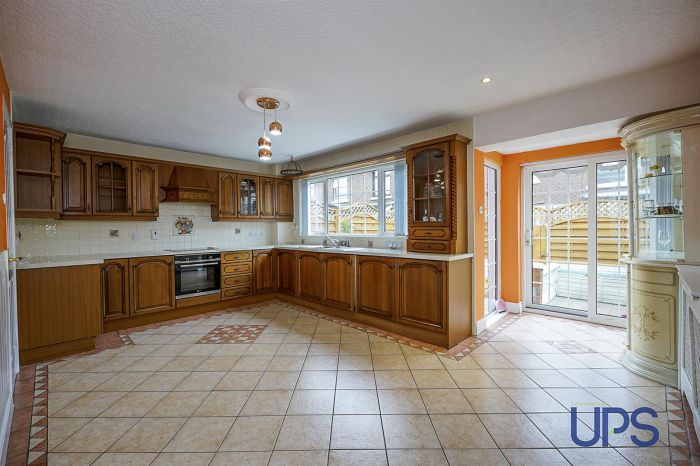 22 Kilmore Close