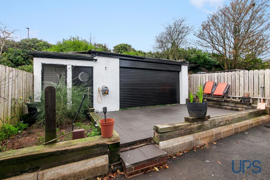 44 St. Meryl Park