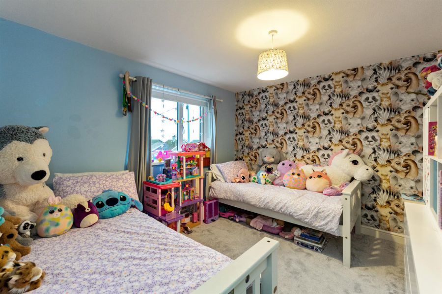 8 Mulroy Park