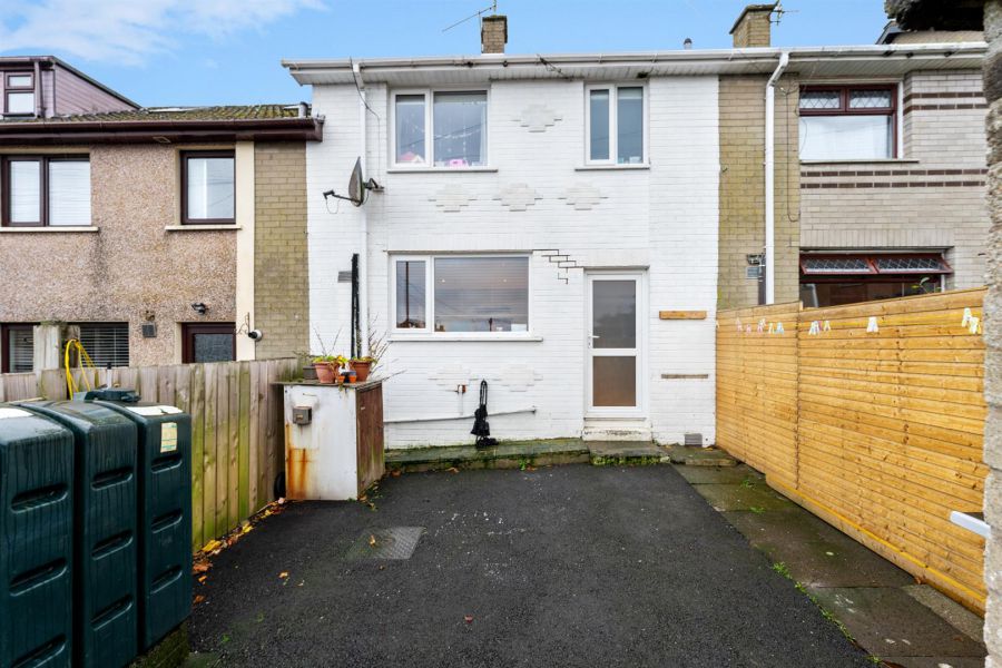 8 Mulroy Park