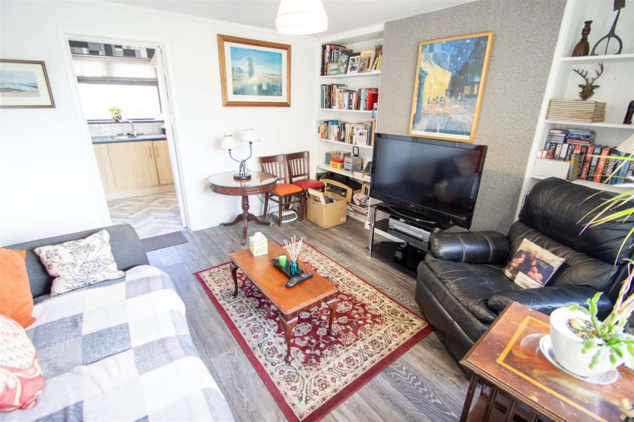 APT, 31B Slievegallion Drive