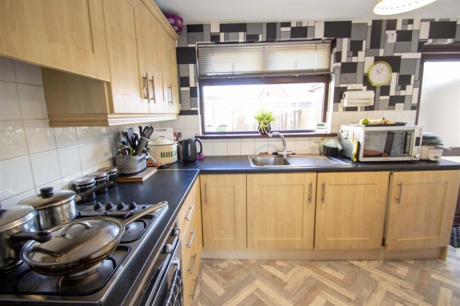 APT, 31B Slievegallion Drive