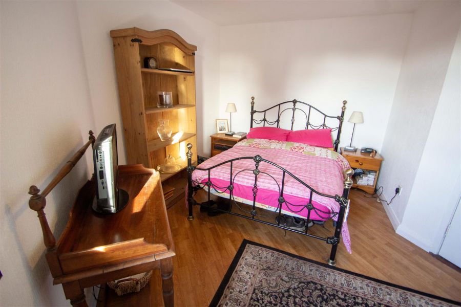 APT, 31B Slievegallion Drive