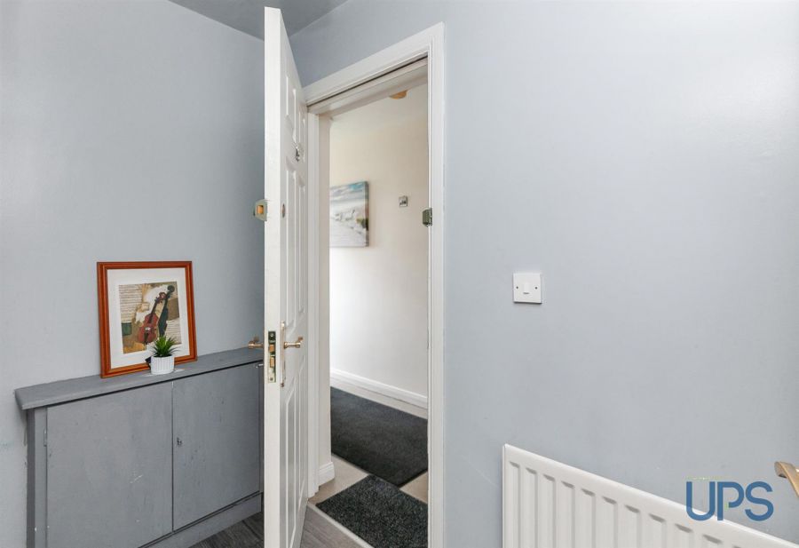 Apt 25 Mount Eagles Lodge