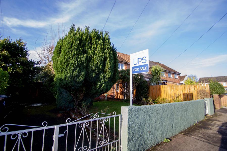 7 Riverdale Park Avenue