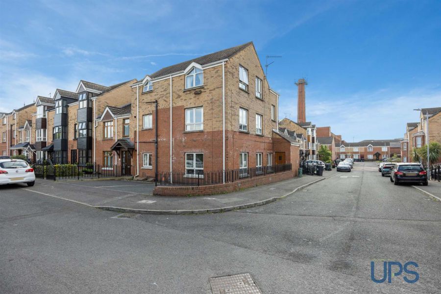 Apt 21A Oranmore Street