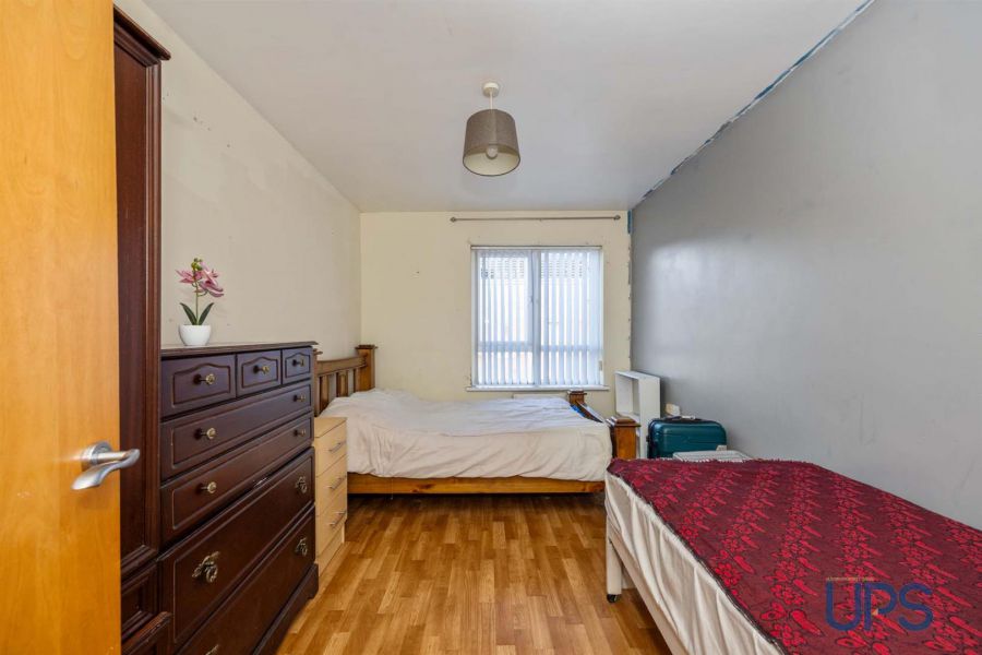 Apt 21a Oranmore Street