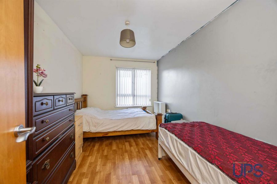 Apt 21a Oranmore Street
