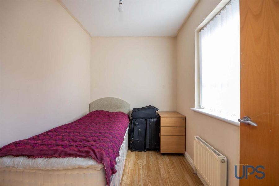 Apt 21a Oranmore Street
