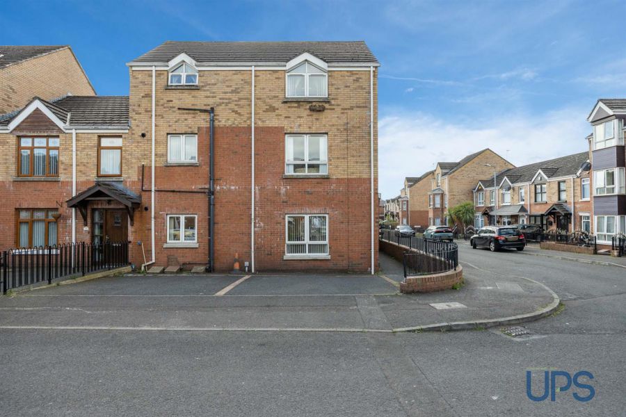 Apt 21a Oranmore Street