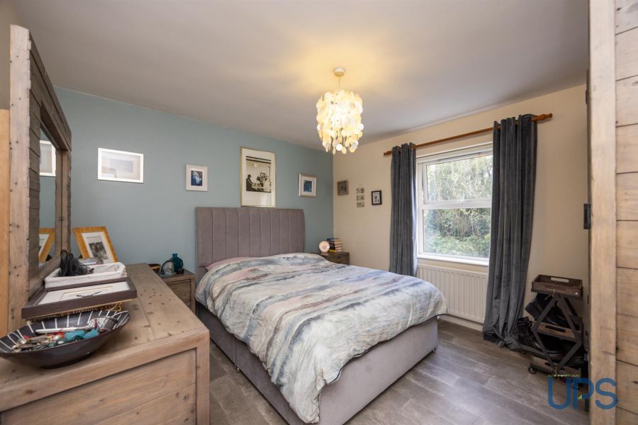 Apt 8 Casement Manor