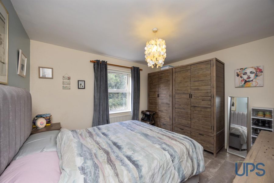 Apt 8 Casement Manor