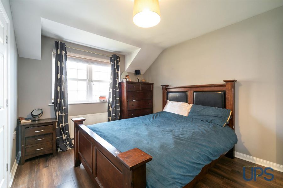 33 Mount Eagles Glen