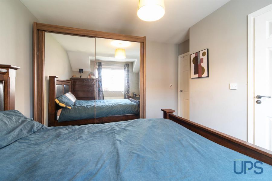 33 Mount Eagles Glen