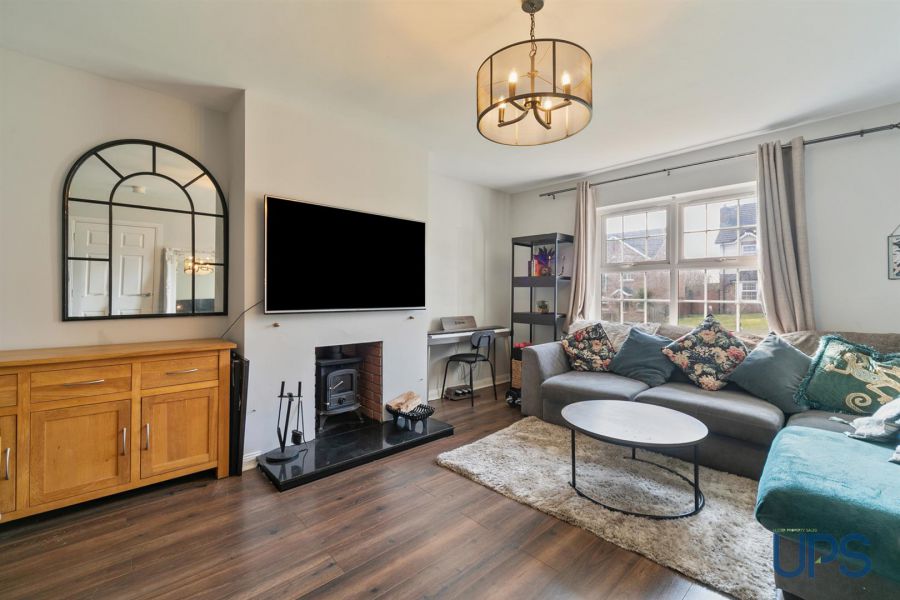 33 Mount Eagles Glen