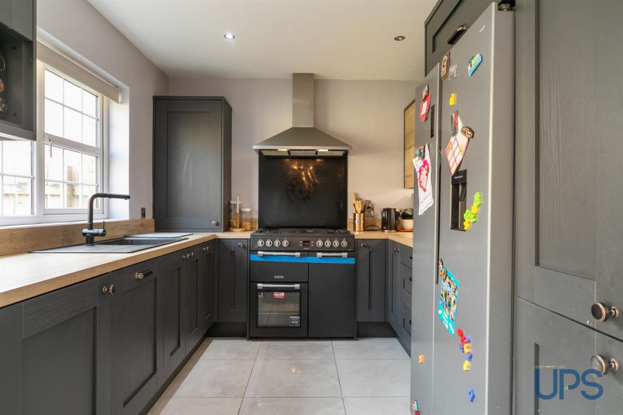 33 Mount Eagles Glen