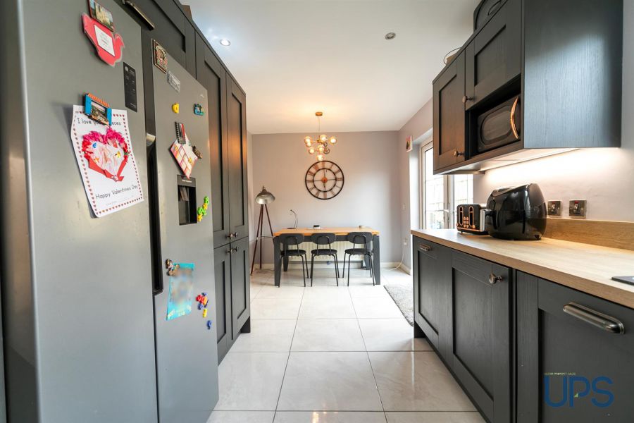 33 Mount Eagles Glen