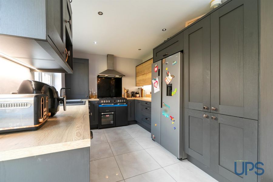 33 Mount Eagles Glen