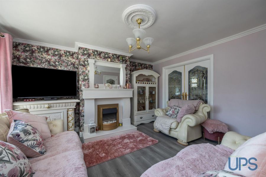 8 Lake Glen Park