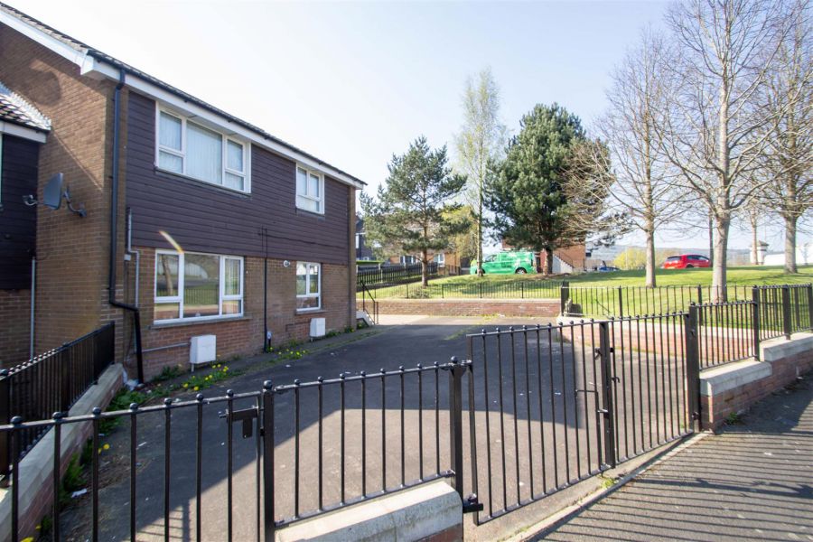89a Summerhill Drive