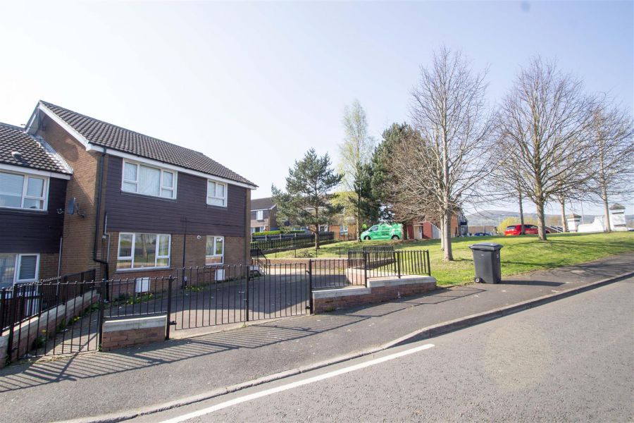 89a Summerhill Drive