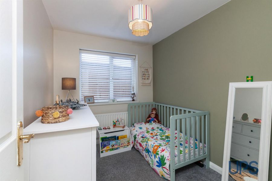 Apt, 6 Riverside Mews