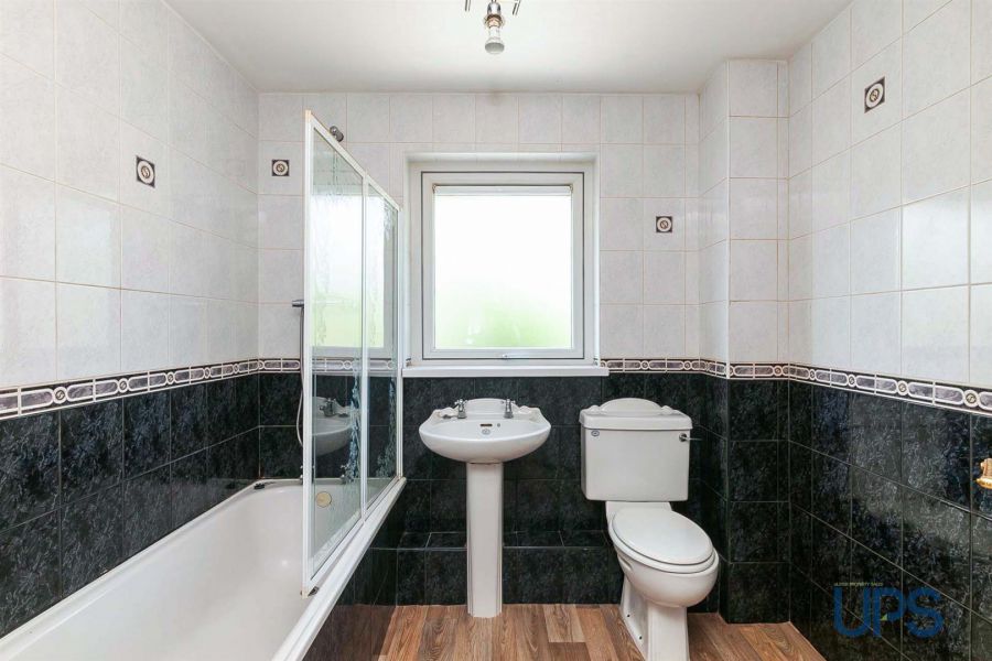 12 Ardcaoin Green