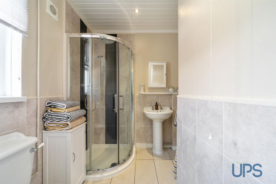 73 Upper Dunmurry Lane