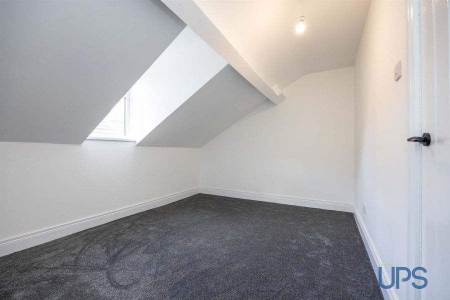 8 Nansen Street