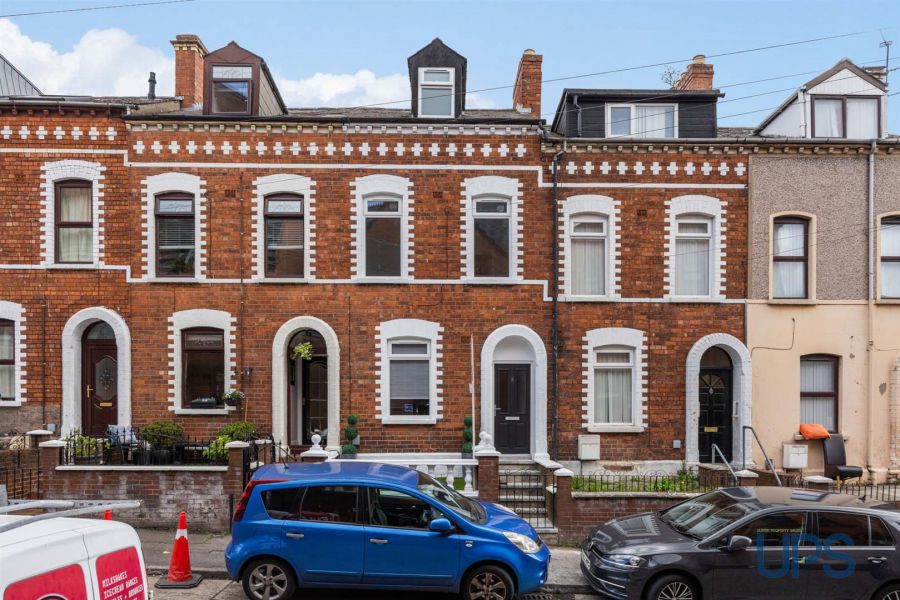 8 Nansen Street