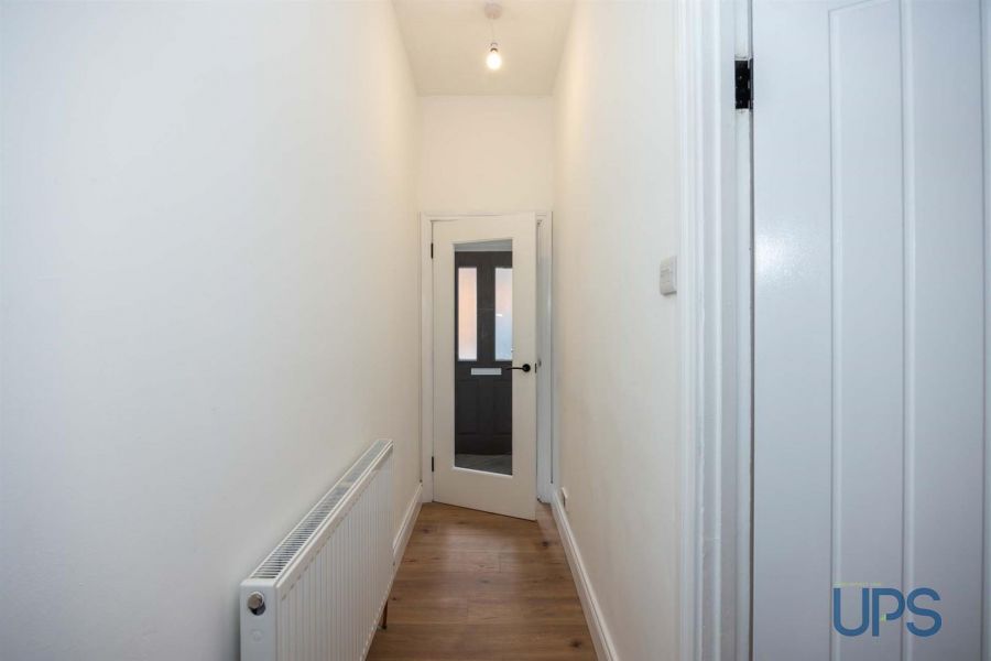 8 Nansen Street
