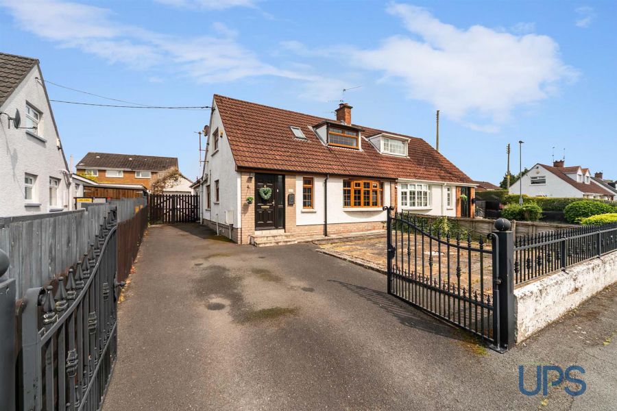 43 Greenburn Park