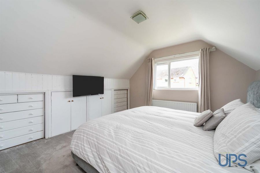 43 Greenburn Park