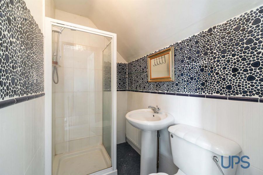 43 Greenburn Park