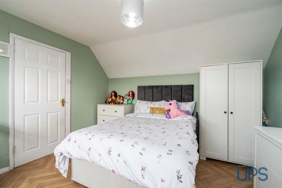 43 Greenburn Park