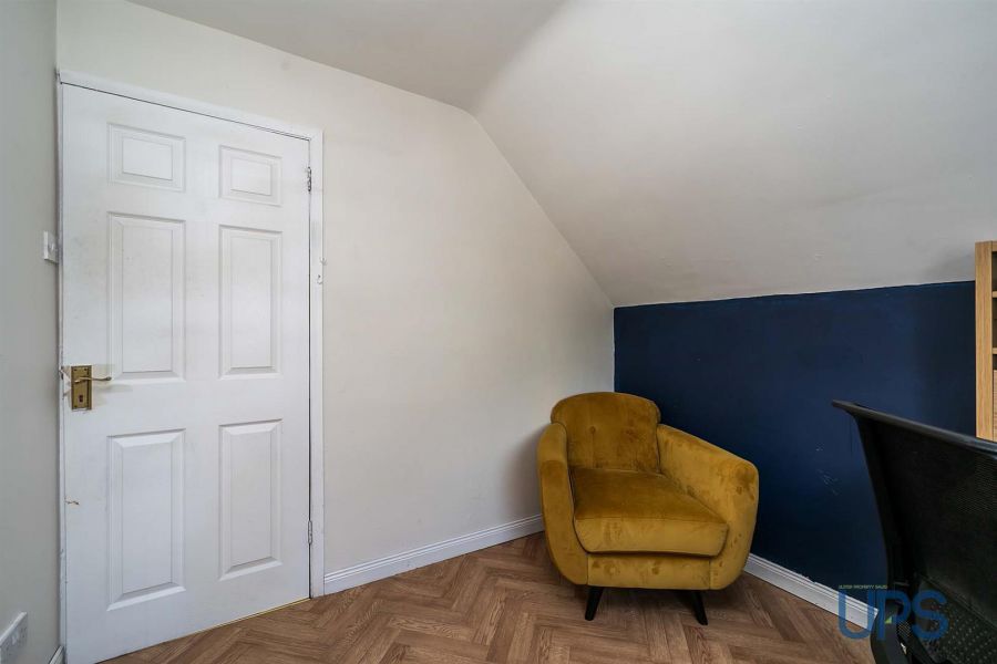 43 Greenburn Park