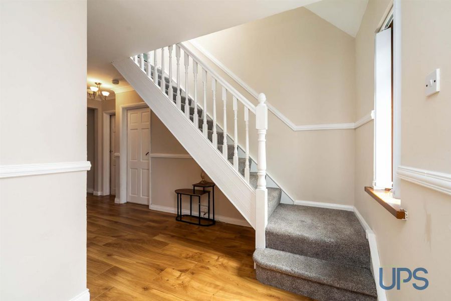 43 Greenburn Park