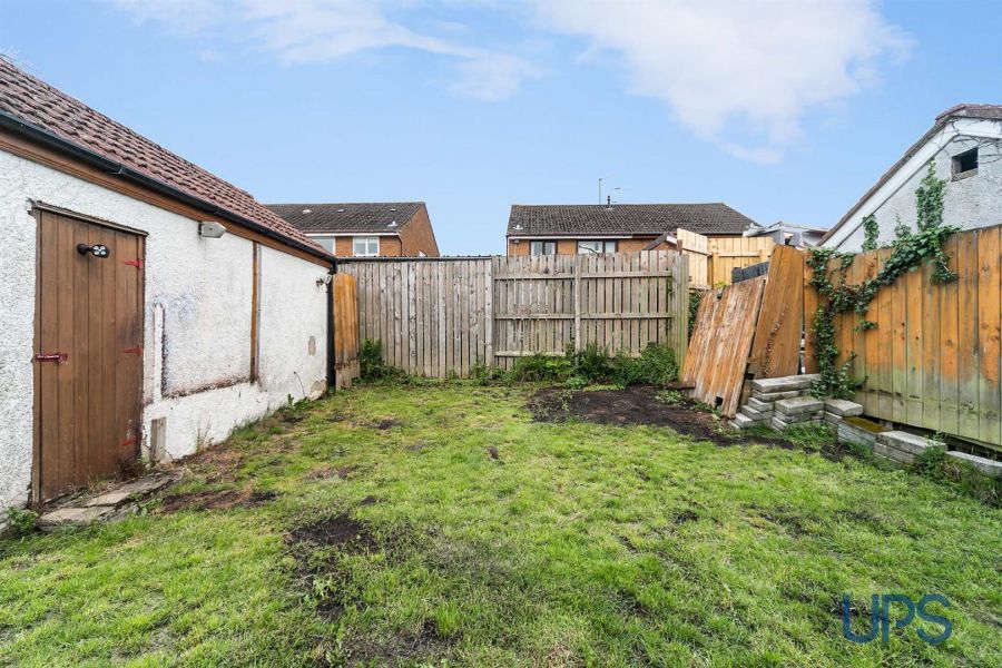 43 Greenburn Park
