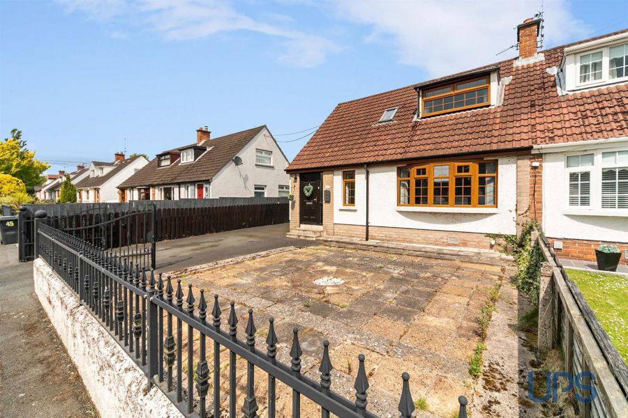 43 Greenburn Park
