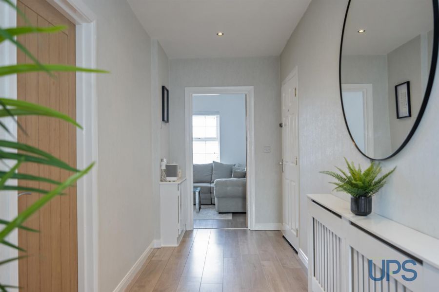 Apt 7 Mount Eagles Court