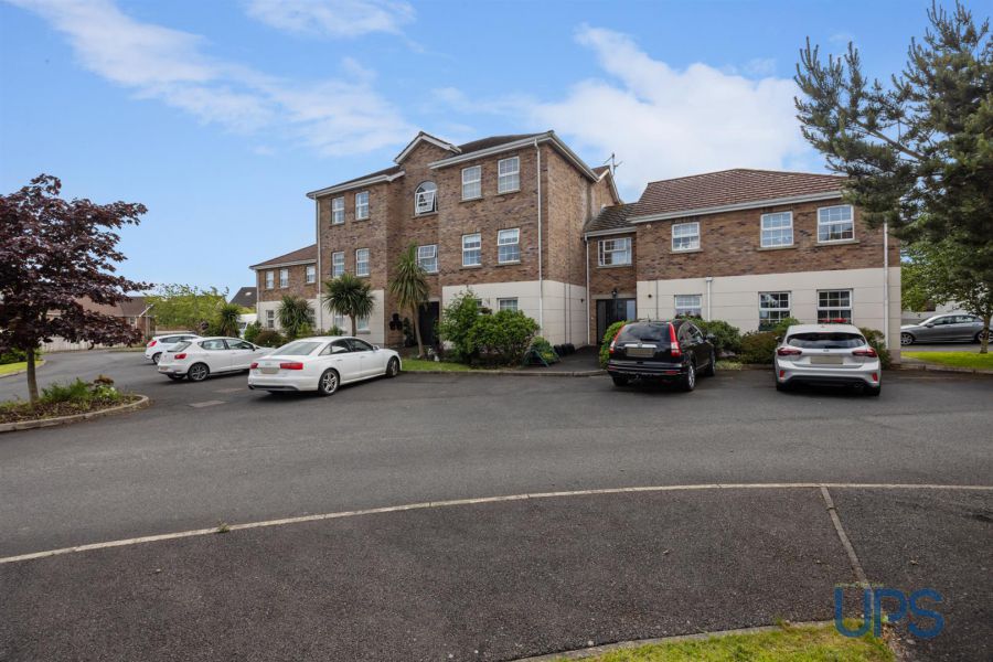 Apt 7 Mount Eagles Court