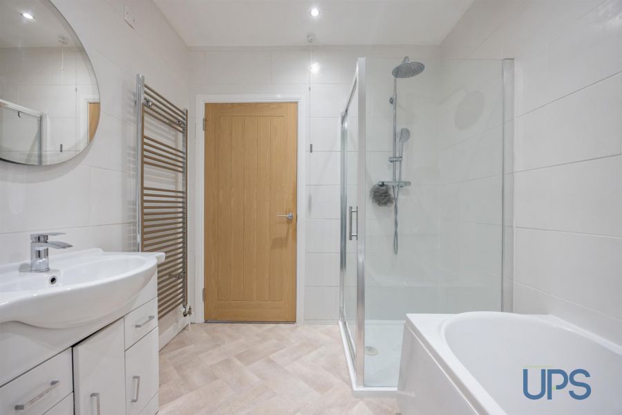 Apt 7 Mount Eagles Court