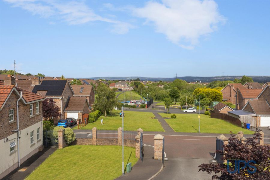 Apt 7 Mount Eagles Court