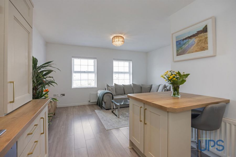 Apt 7 Mount Eagles Court