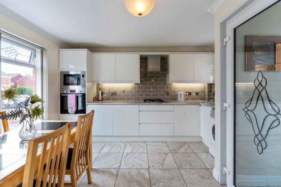 77 Cluain Mor Drive