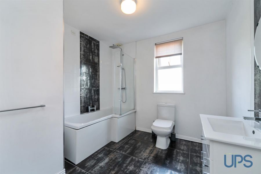 Apt 3, The Coach House Stockmans Avenue